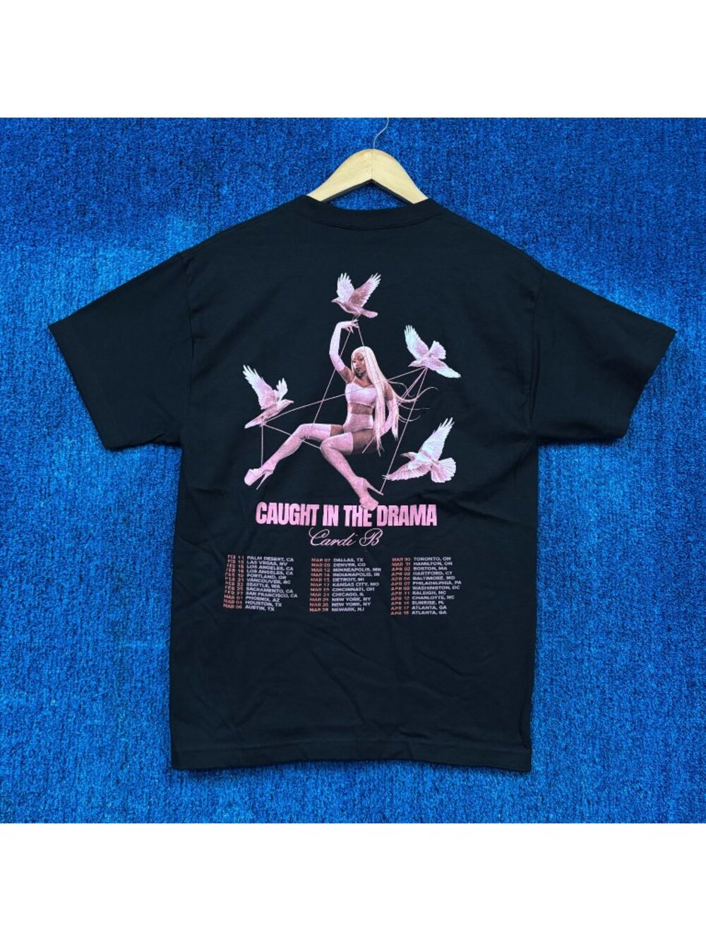 Cardi B Caught In The Drama Tour Rap T-Shirt Size Medium